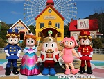 おもちゃ王国 迷路 テーマパーク 遊園地 キャラクターショー