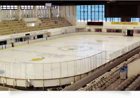神戸市立ポートアイランドスポーツセンター アイススケート場